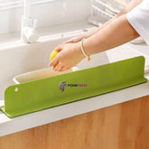 Portable Sink Splash Guard – Silicone Water Retaining Board for Kitchen & Bathroom
